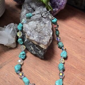 Elegant Turquoise and Crystal Necklace